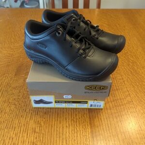 KEEN Utility Women’s Size 7 PTC Food Service Chef Shoes 1006999 Black- NEW